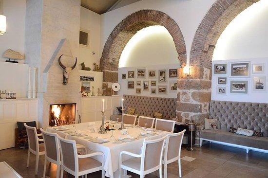 Arma Restaurant